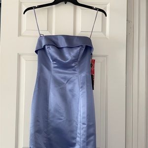 PROM DRESS NEVER WORN